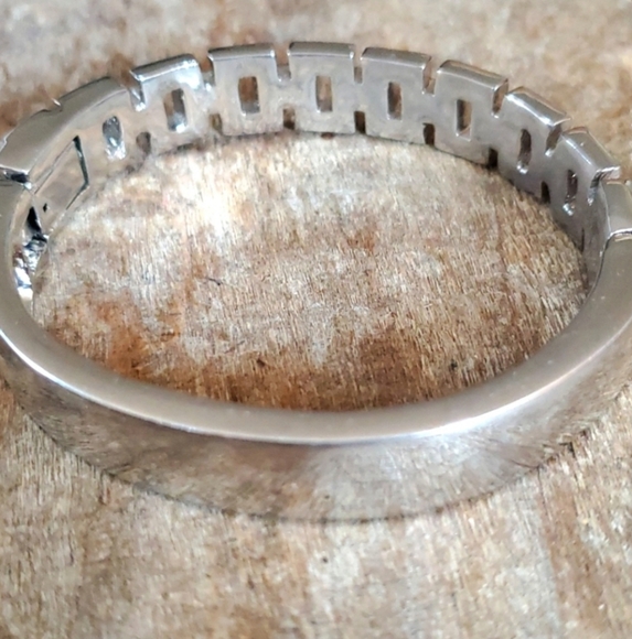 Authentic Givenchy Crystal Bracelet - Picture 8 of 8